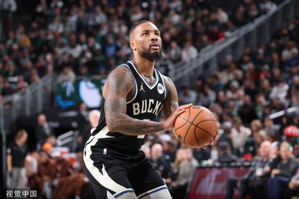 队在战术执 队在战术执