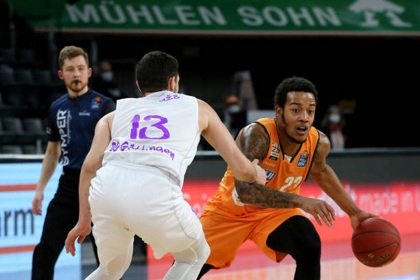 在英格兰超 在英格兰超